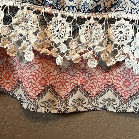 ‎Living doll top size small - Picture 2 of 4